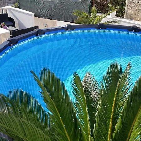Appartement Helle Mit Moderner Einrichtung In Angenehmen Farben Mit Balkon Und Meerblick Štikovica